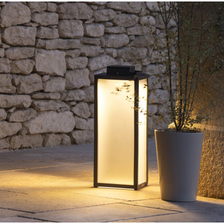Lanterne LED solaire Tinka Tradition - Les Jardins | Comptoir des Lustres