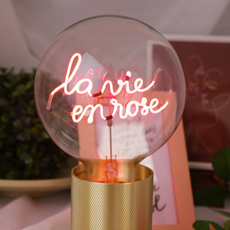 Ampoule LED Globe à filament La vie en rose Rouge - Message In The Bulb