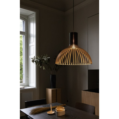 Lampe de table en bois et stratifié noir, Secto Design, Luminaires  scandinave en bois