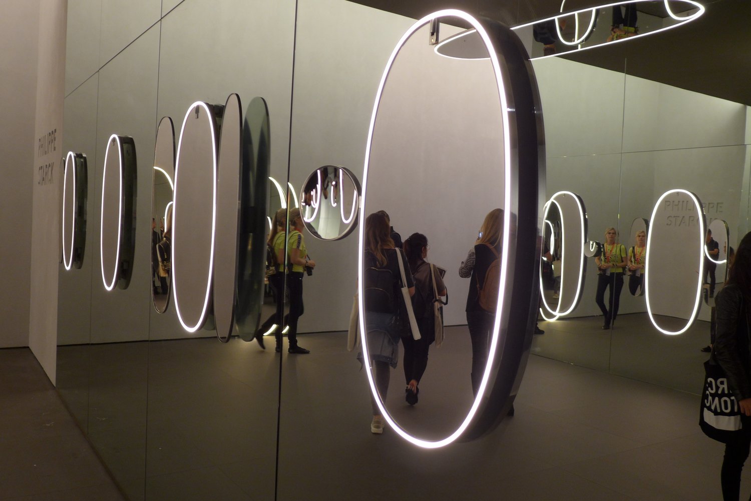 Miroirs Philippe Starck pour Flos